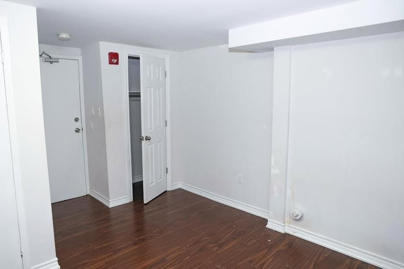 B2 - 70 Melbourne Ave, Toronto, M6K1K7 | Image 3