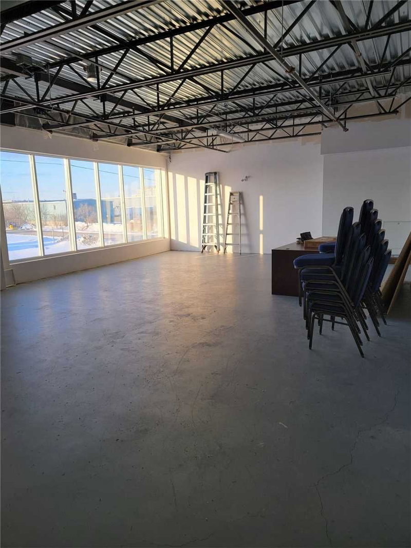 208-210 - 810 Nipissing Rd, Milton, L9T4Z9 | Image 3