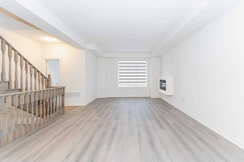 3018 Eighth Line, Oakville, L6H3P6 | Image 3