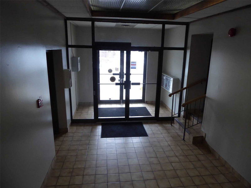 106 - 72 Mill St, Halton Hills, L7G2C9 | Image 3