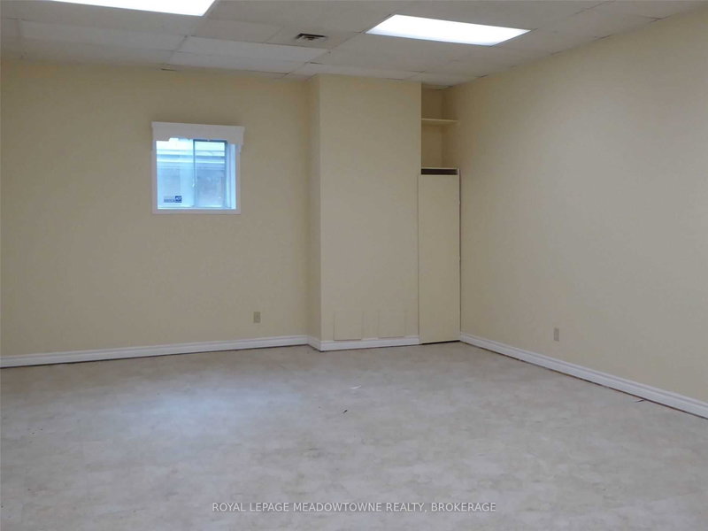 204 - 72 Mill St, Halton Hills, L7G 2C9 | Image 3