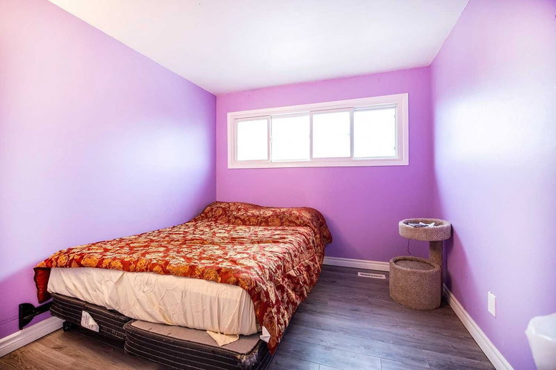 7465 Bybrook Dr, Mississauga, L4T3R3 | Image 2