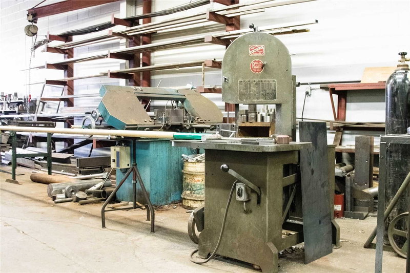 7 - 2470 Lucknow Dr, Mississauga, L5S 1J9 | Image 2