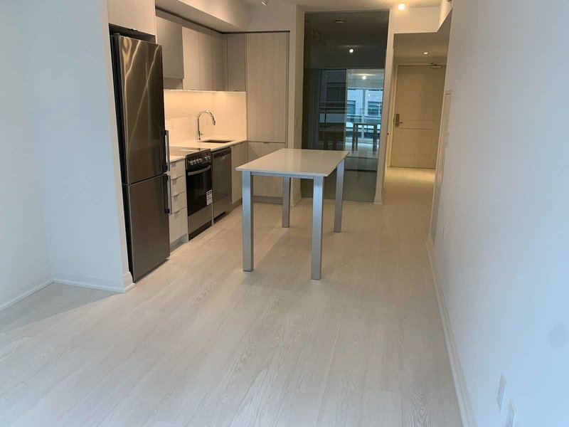 407 - 10 Gibbs Rd, Toronto, M9B6L6 | Image 2