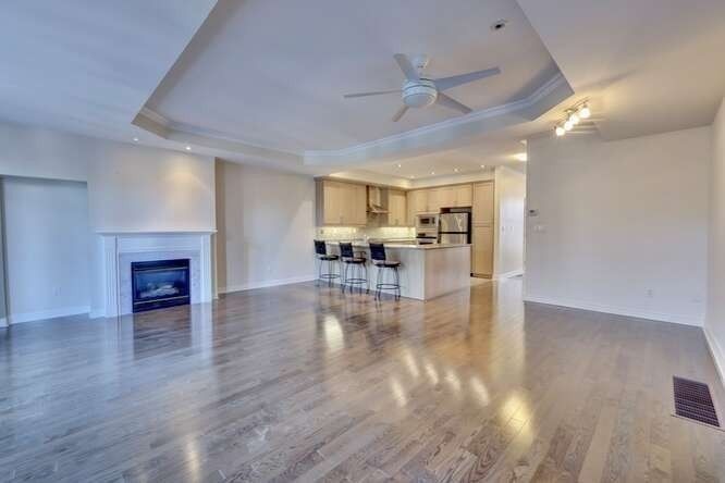 8 - 85 Church St, Mississauga, L5M1R8 | Image 2