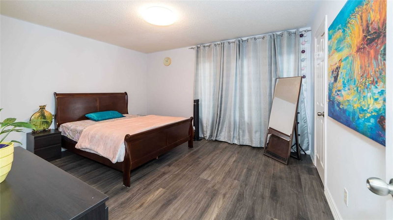 51 - 20 Heathcliffe Sq, Brampton, L6S5P8 | Image 2