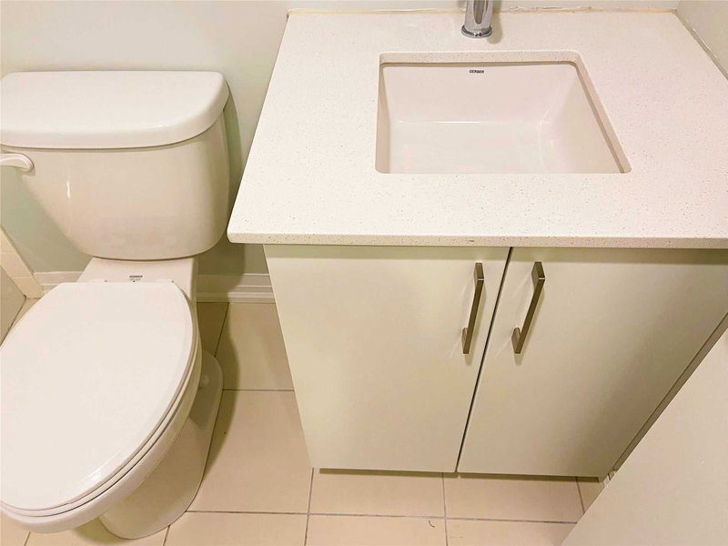 112 - 1165 Journeyman Lane, Mississauga, L5J 0B6 | Image 3