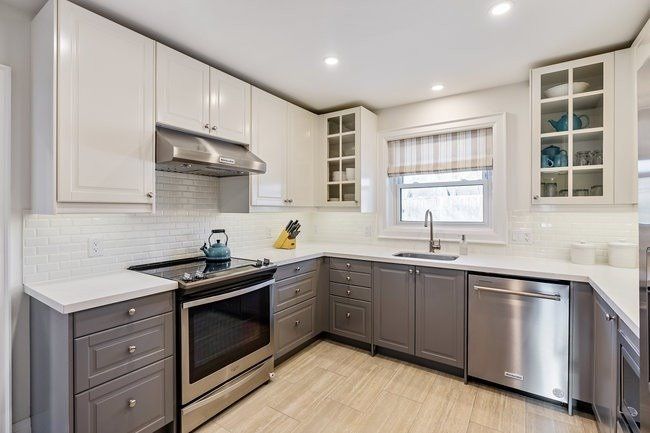 1613 Wembury Rd, Mississauga, L5J 2L8 | Image 3