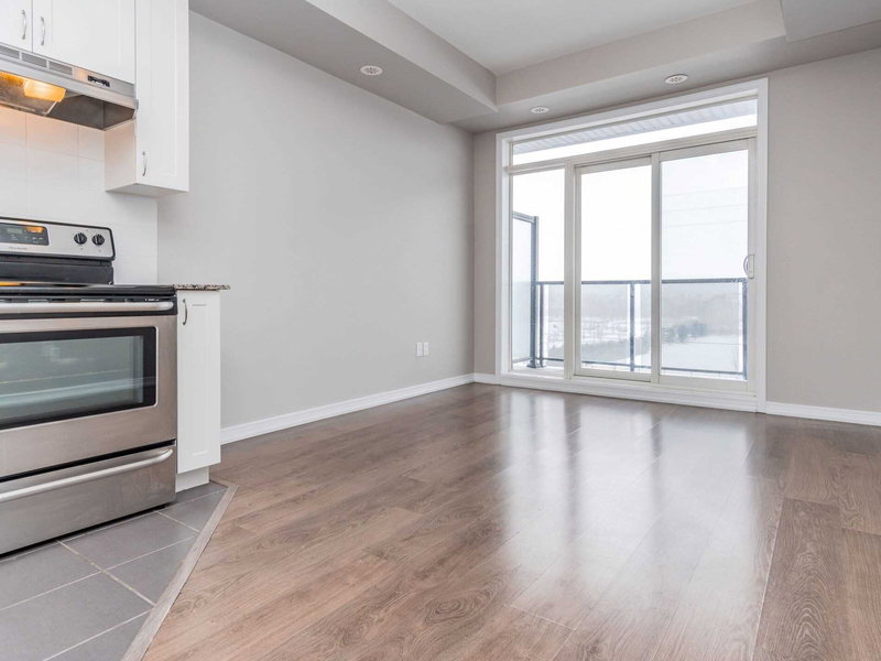 310 - 50 Sky Harbour Dr, Brampton, L7A0A1 | Image 3