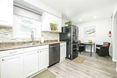 Unit 31 — 6449 Glen Erin Dr, Mississauga - Meadowvale image-0-3