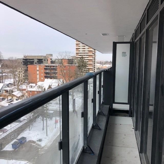 811 - 21 Park St E, Mississauga, L5G1L7 | Image 3