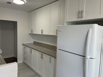 Unit 211 — 2 Newholm Rd, Toronto - Stonegate-Queensway image-0-4