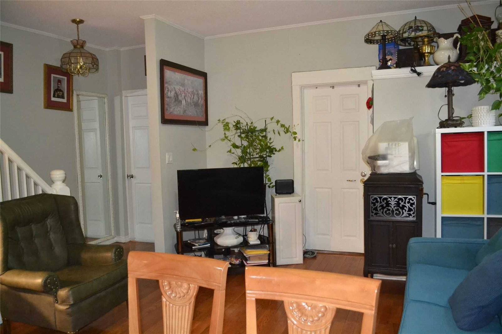 Listing Image 7