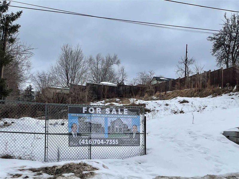 130 Rowntree Mill Rd, Toronto, M9L1C9 | Image 3