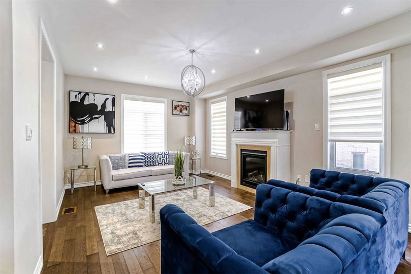 45 Roulette Cres E, Brampton, L7A 4R6 | Image 3