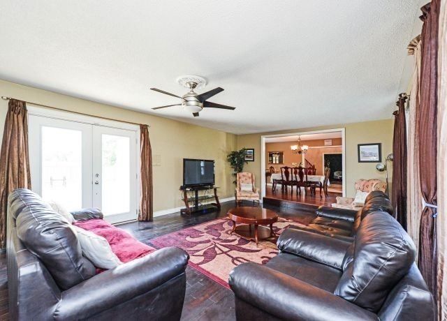 4 Bellini Ave, Brampton, L6T3Z8 | Image 2