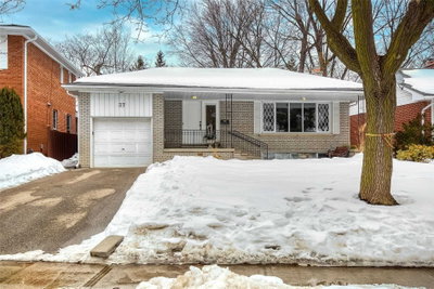 Detached House sold at 37 Markland Drive, Toronto, Ontario, M9C1M9 - Markland Wood - MLS: W5500843