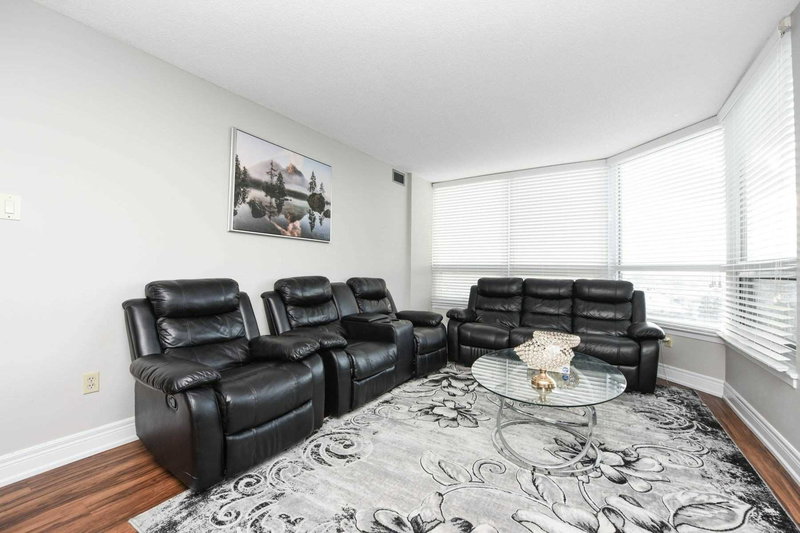 1901 - 8 Lisa St, Brampton, L6T4S6 | Image 2