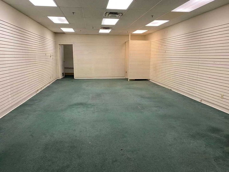 15 - 655 Dixon Rd, Toronto, M9W1J3 | Image 3