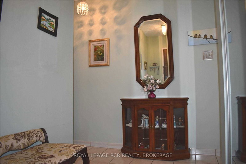 25 - 16 Fourth St, Orangeville, L9W 4N7 | Image 2