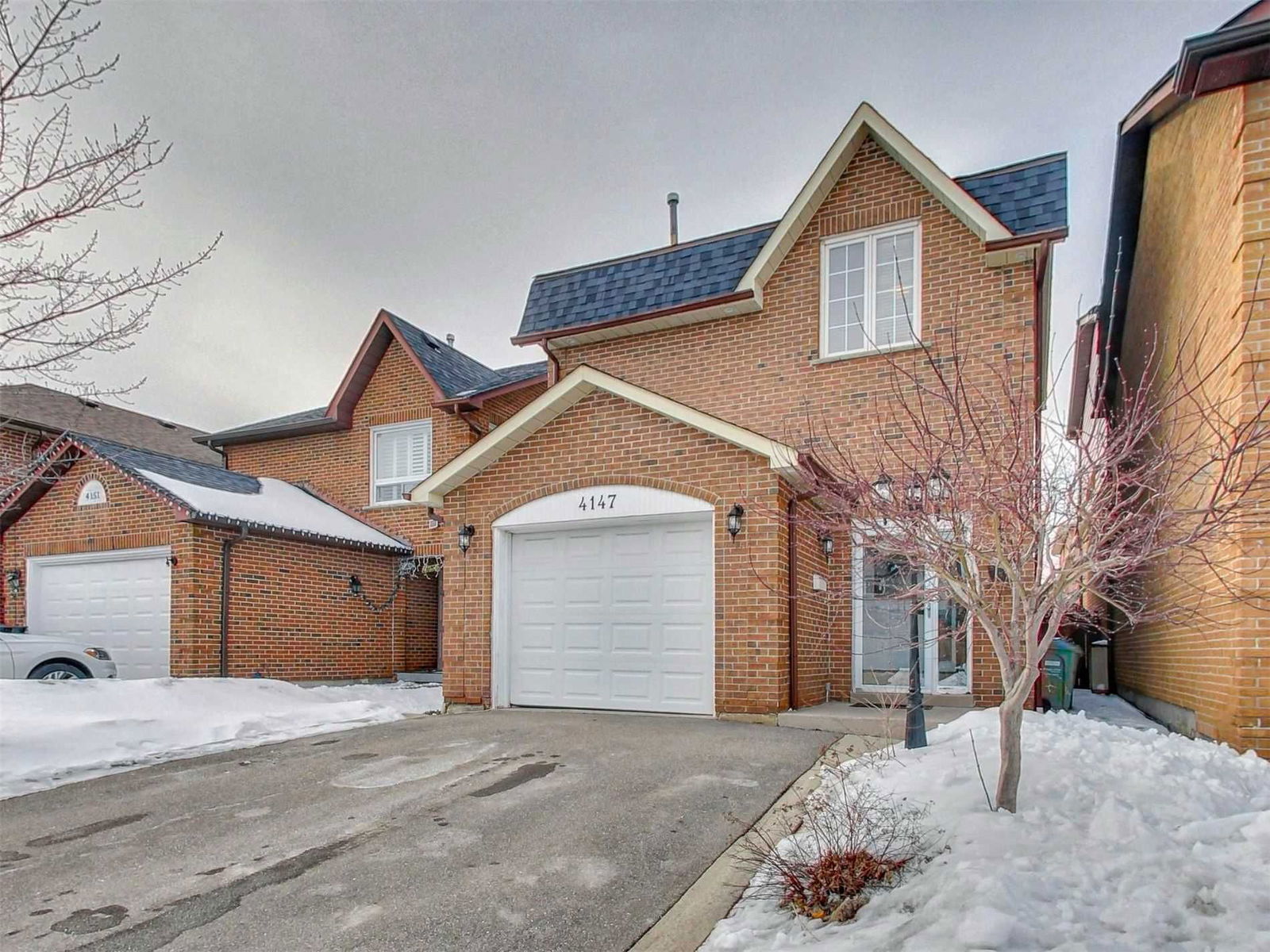 Detached House sold at 4147 Quaker Hill Drive, Mississauga, Creditview, L5C3M2 - MLS: W5518629