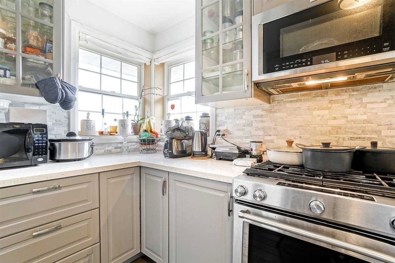 3 Jasmine Rd, Toronto, M9M 2P8 | Image 3