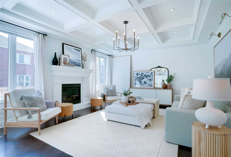 274 Hinton Terr, Milton, L9E1C8 | Image 2