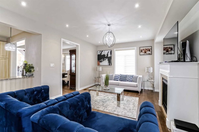 45 Roulette Cres, Brampton, L7A 4R6 | Image 2