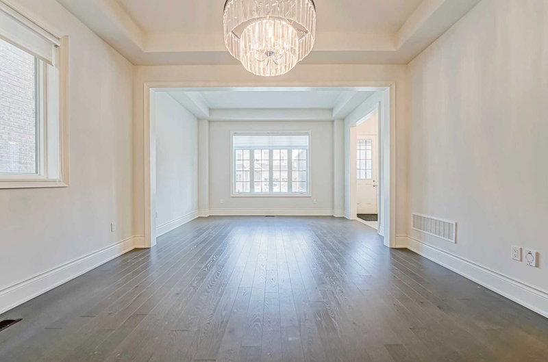 3226 William Rose Way, Oakville, L6H0T6 | Image 2