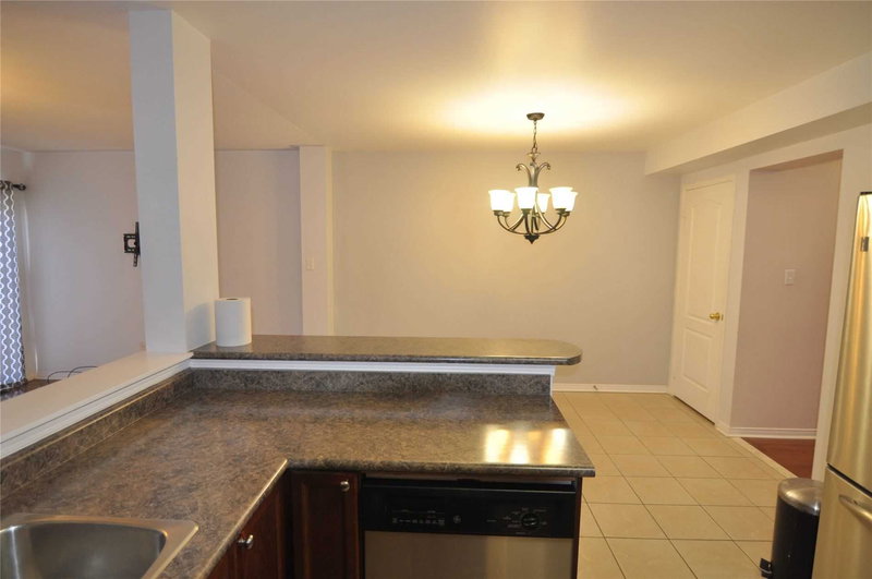 3046 Mission Hill Dr, Mississauga, L5M0C1 | Image 2