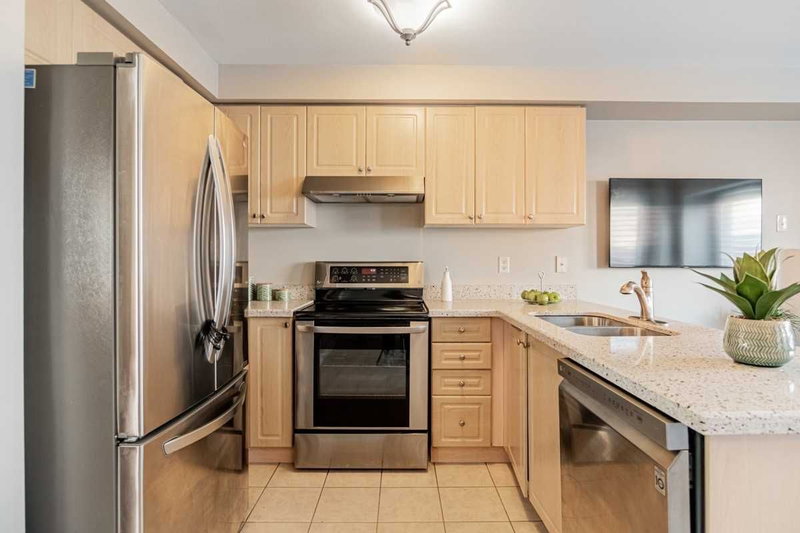 5897 Churchill Meadows Blvd, Mississauga, L5M6Y1 | Image 3