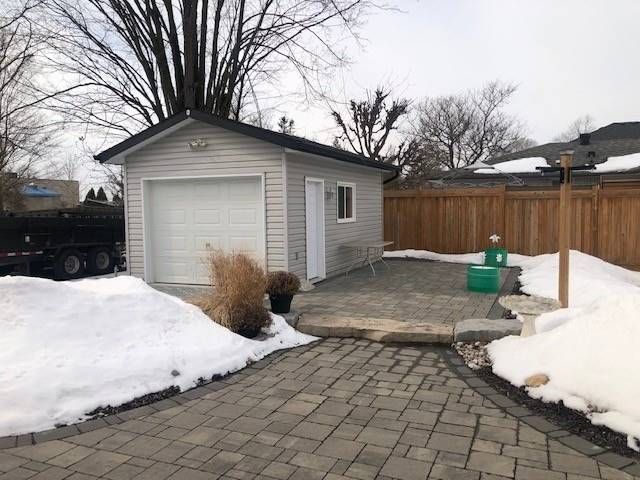 17 Norton Blvd, Caledon, L7E2C6 | Image 3