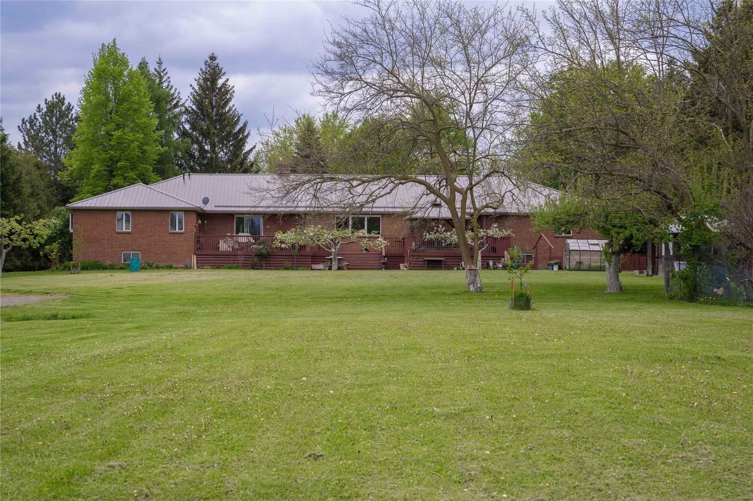 Listing Image 7