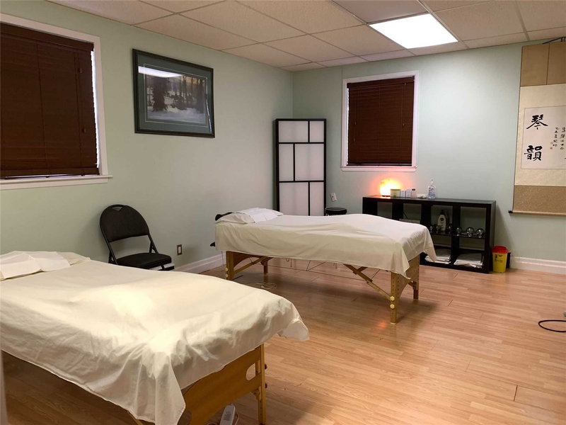 205 Queen St S, Mississauga, L5M1L4 | Image 2