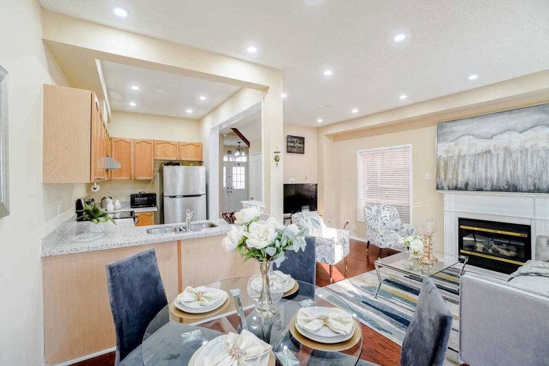 58 Rubysilver Dr, Brampton, L6P1P9 | Image 3