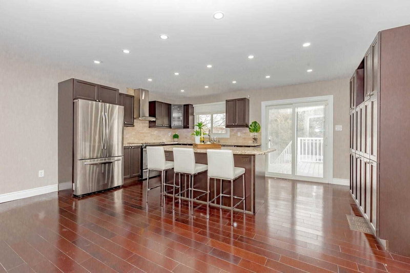 59 Abell Dr, Brampton, L6V2W1 | Image 2