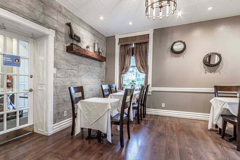 115 Main St S, Halton Hills, L7G3E5 | Image 2