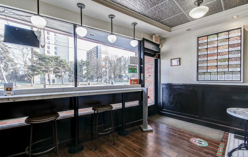 4986 Dundas St W, Toronto, M9A1B7 | Image 2