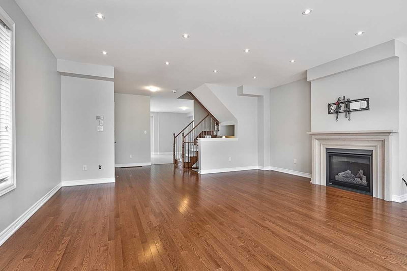 2285 Khalsa Gate, Oakville, L6M4J2 | Image 2