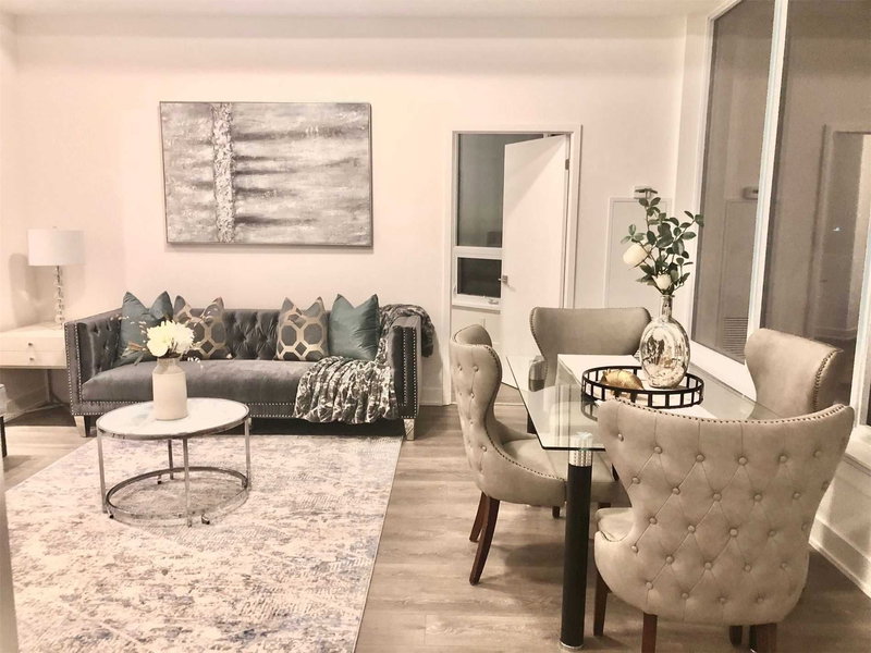 320 - 297 Oak Walk Dr, Oakville, L6H3R6 | Image 2