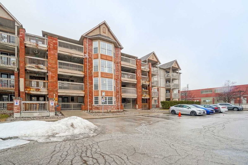 111 - 4003 Kilmer Dr, Burlington, L7M4M1 | Image 2