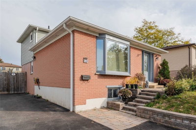 Detached House leased at 8 Sutherland Avenue, Brampton, Ontario, L6V2H4 - Madoc - MLS: W5544491