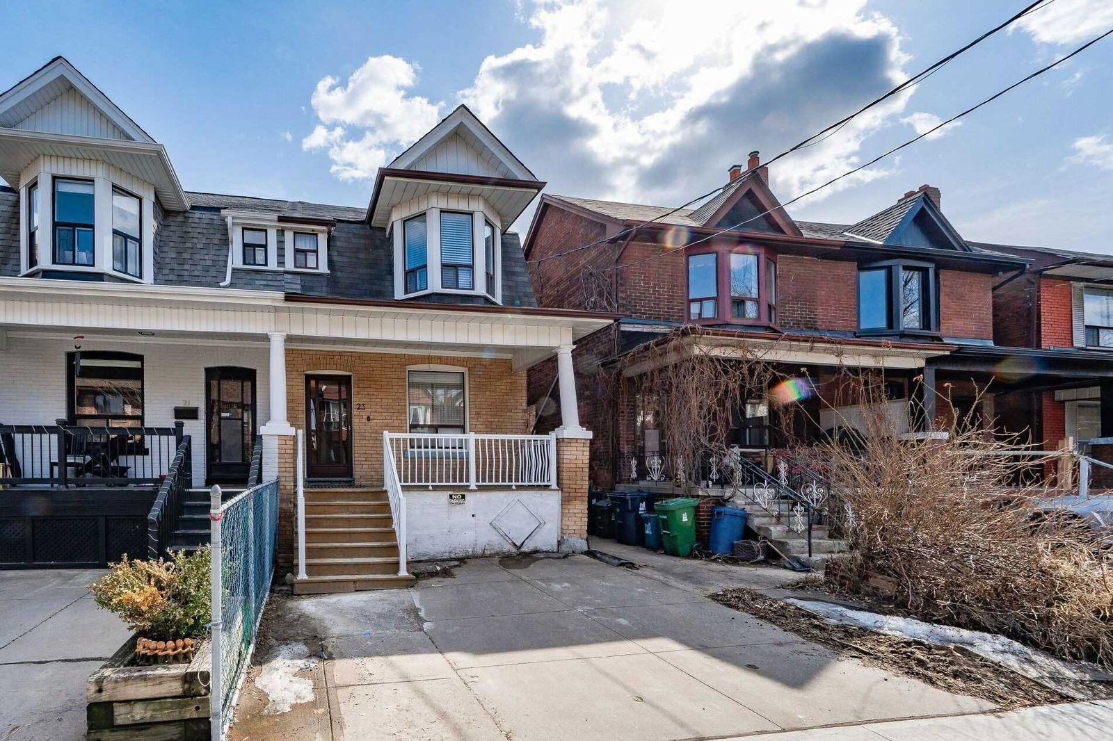 Semi-Detached House leased at Lower-23 Burnfield Avenue, Toronto, Dovercourt-Wallace Emerson-Junction, M6G 1Y4 - MLS: W5544630