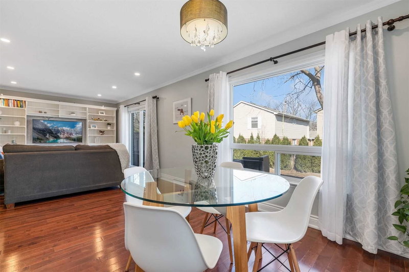 3976 Taffey Cres, Mississauga, L5L2A6 | Image 2