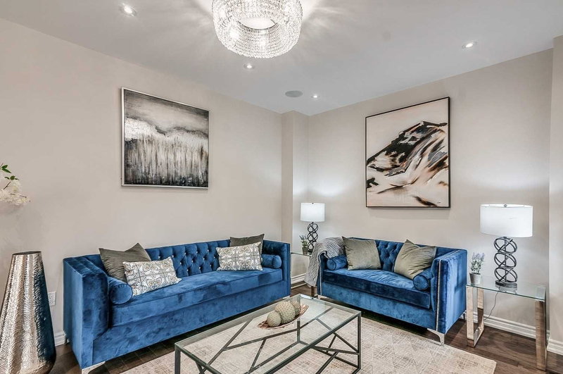 45 Roulette Cres, Brampton, L7A 4R6 | Image 2