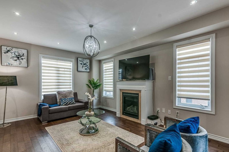 45 Roulette Cres, Brampton, L7A 4R6 | Image 3