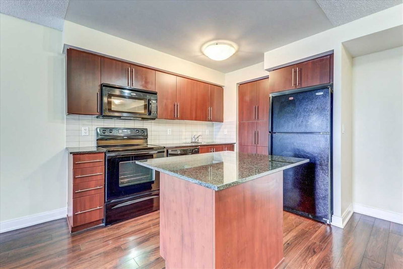 705 - 330 Burnhamthorpe Rd, Mississauga, L5B0E1 | Image 3