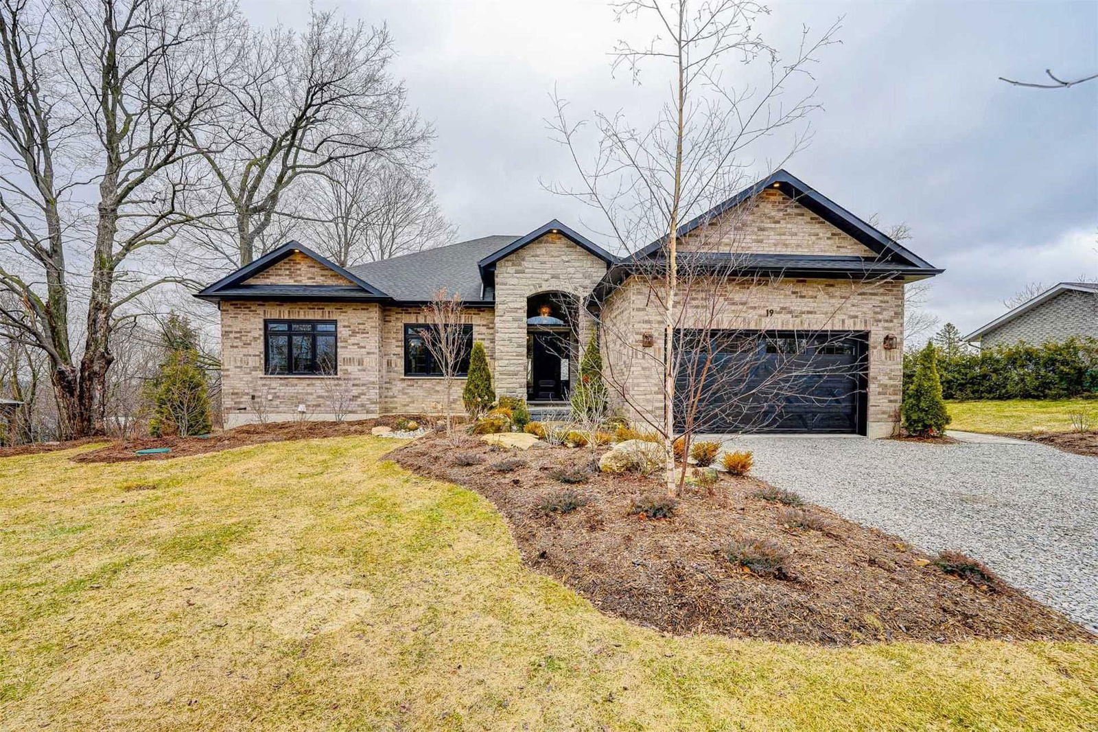 Detached House sold at 19 Agnes Street, Caledon, Alton, L7K0C6 - MLS: W5550368