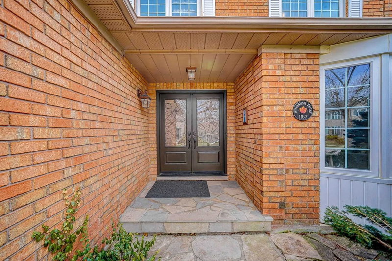 1157 Windrush Dr, Oakville, L6M1T9 | Image 3