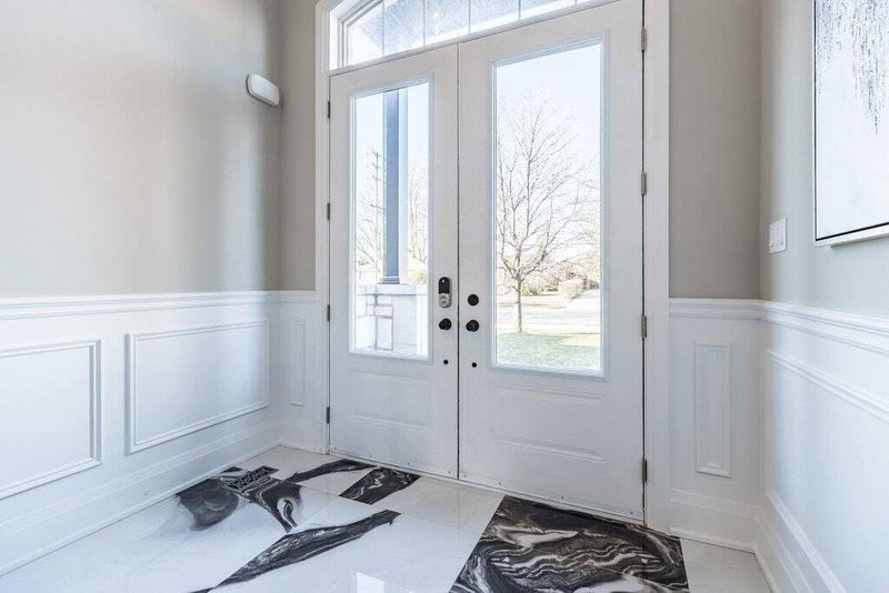 185 Burloak Dr, Oakville, L6L 6S7 | Image 3